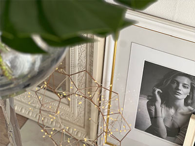 キャンドルとチューリップと写真